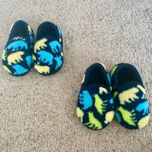 Wonder Nation Kids Dinosaur Slippers - Blue and Yellow